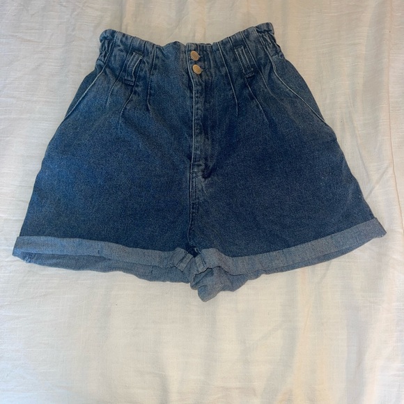 Boutique Denim Shorts, never worn! - Picture 2 of 2